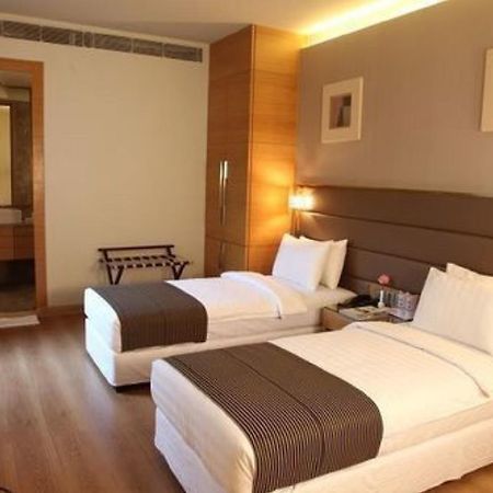 Middleton Inn Calcutta Buitenkant foto